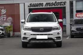 比宝骏510还实惠国产SUV，轴距逼近汉兰达，7座斯威X7顶配不到8万图片