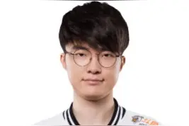 JackeyLove和Faker竟然有近似同样的职业生涯轨迹图片