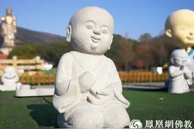 一行禅师：快乐与否，取决于这两个字图片
