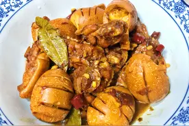 自制咸香味美的啤酒鸡翅卤蛋，鸡翅嫩滑，鸡蛋入味，好吃到吮指图片
