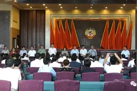 淅川县委书记卢捍卫带领县领导亲切看望全体政协委员图片