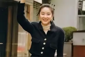 30年前，林青霞的审美告诉我们：“今天你穿衣，也比不上她时髦”图片