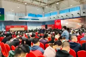 岛外三盘今日首开！两大名校旁项目开盘现场火爆图片