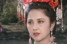 鲤鱼精与蝎子精，为啥都不敢招惹女儿国国王，她背后的势力是谁？图片