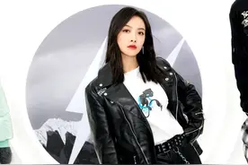 宋茜太痞了！机车服1衣2穿，甜美帅酷女孩自由切换，仅需1招图片