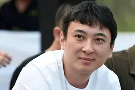 看到67岁王健林体型暴瘦，你心疼了吗？图片
