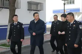 区委书记李清到公安红桥分局西沽派出所检查指导政法队伍教育整顿工作图片