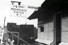 二战中美国风流大兵：没有在战争中受伤，却倒在后方温柔乡里图片