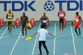 田径往事：博尔特世锦赛抢跑全场愕然 拱手让金送师弟横空出世图片