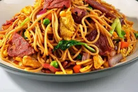 【牛肉三丝炒面】的做法+配方，快手版简单易做，很美味的炒面图片