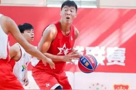 2米20！2米10！广东迎希望之星，朱芳雨亲自官宣，易建联后继有人图片