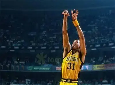 NBA纪实连载27:98年带领内忧外患的公牛三连冠，乔丹彻底封神上卷