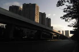 深圳地铁三号线横岗站附近实拍，你们以前在这生活过吗？图片