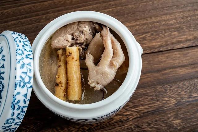 海參花胶生蚝汤 2026年海参煲花胶