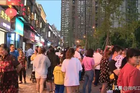 34条街道、新增1300个摊位！东兴区为“夜市经济”开绿灯——图片