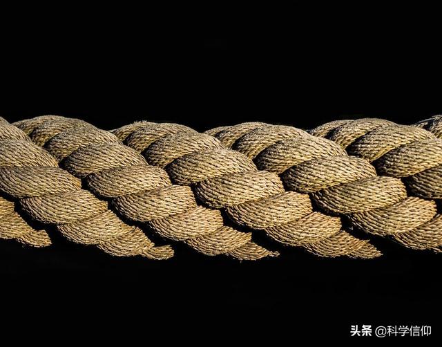 上吊不仅无法自救，而且就算双脚着地，一样可能自缢身亡