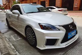 曾经卖70万，如今被人嫌，16万买雷克萨斯IS300值不值？图片