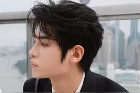 黄明昊家被爆欠3000万，网友抵制代言品牌，客服：你买得起吗图片