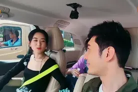 离婚传闻再添新锤？赵丽颖催生二胎，黄晓明笑而不语图片
