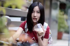 “美女学霸”彭菲茗：北京高考双状元和清华校花，还演过MV女主角图片