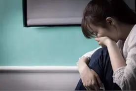 一连生了七个女儿，她却被公公婆婆宠上天图片