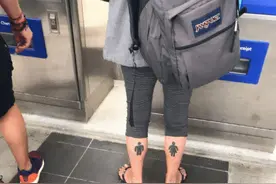 女朋友发来一张自拍照，要不是网友说，还真的是没发现这个问题啊图片