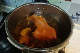 想吃卤肉不用买，老师傅用了30年的配方教给你，学会了可以支摊图片
