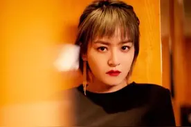 思文谈与程璐离婚：没什么，我妈离过五次婚，随时可以恋爱再婚图片