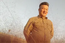 画家翟晓贵创作巨幅作品献礼建党百年图片