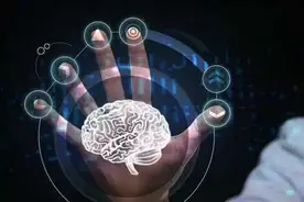 “机器人女友”，日本发明仿真美女机器人，内部结构是亮点图片