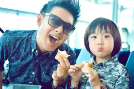 林妈妈晒林志颖童年照片，看清正脸后，网友：kimi小时候？图片