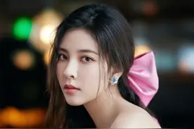 妈妈是富家女，爸爸背景强大，又美又飒的她才是娱乐圈真富婆？图片