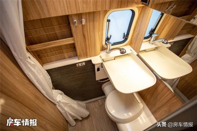 峰值扭矩1000牛米的房车见过么？配4驱厨卫齐全住2人，这品牌够硬