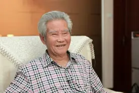 农民运动大王彭湃牺牲后，他儿子的经历更加传奇，之后成就也更高图片