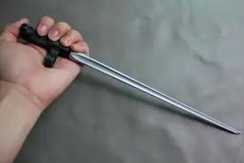 三棱军刺真的是被禁用了吗？别再被骗了，真实的答案在这图片