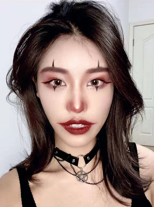 小丑的嘴角化妆怎么化