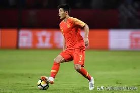 武磊闪耀世预赛！国足1-1战平阿曼队！上海申花球员朱辰杰助攻图片