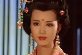 古代皇宫里那些女官都是做什么的？视频封面