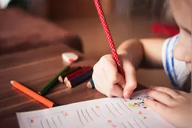 一道小学生的数学题，难的家长想哭，家长：我书都白读了图片
