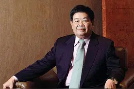 新加坡首富换人了，张勇跌落了神坛，有一个华人成为新加坡首富图片