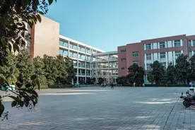 明确了！长沙这四大名校不再招外地生图片