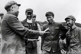 彭总首次指挥东野王牌军就雷霆大怒，战斗力不行？还是指挥不动？图片