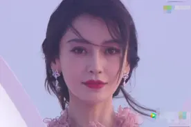 GQ盛典也内卷！AB两套高定，关晓彤发挥超常，王嘉尔胸前抹高光图片