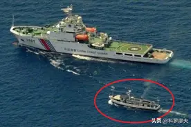 贼心不死！两艘菲律宾破船擅闯仁爱礁，中国海警用吨位表明态度图片