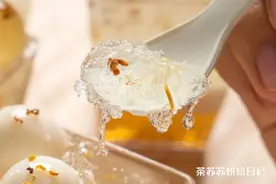 贴10张面膜不如吃碗它！拌一拌就好吃，润到小脸发光图片