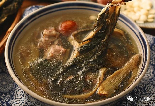 灵芝花胶煲汤做法与功效与作用 灵芝花胶煲汤做法与功效与作用是什么 灵芝花胶煲汤做法与功效与作用 灵芝花胶煲汤做法与功效与作用是什么