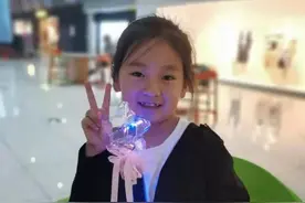 杭州电动车燃烧或因违规安装锂电池，烧伤女孩母亲：孩子二次手术仍未脱险，暂不告诉丈夫图片