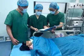 女童因好奇，下体塞异物吓坏妈妈！图片