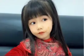 4岁女孩容貌精致，却不会开口说话，妈妈：女儿是来“渡劫”的图片