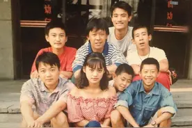 “倔强女神”宁静的奇葩情史，和她背后的4个男人图片